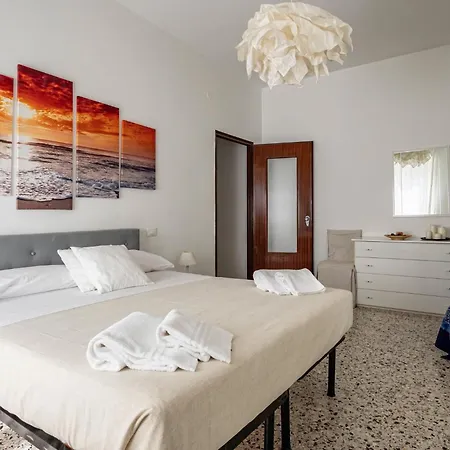 Guesthost - Mare, Sole E Fantasia La Spezia